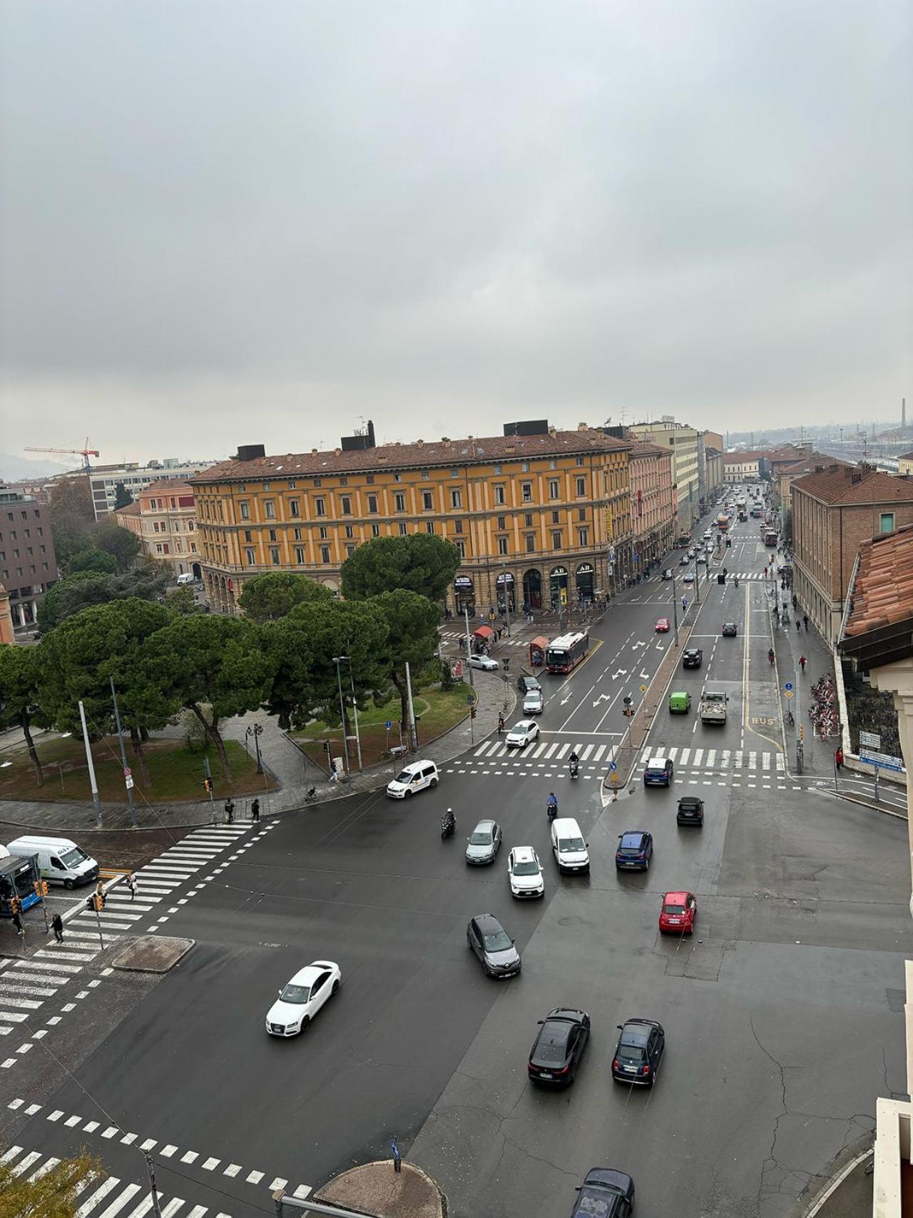Central Station Suite Bologna Exterior foto